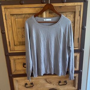 Zara Women's Light Gray Scoop Neck Sweater